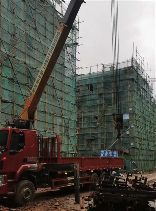 孝义市“慢工细活”—— 吊车的 “微动控制” 技术